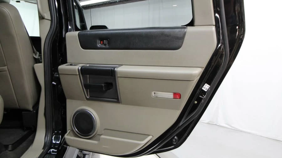 2004 Hummer Hummer H2 - Image 19 of 31