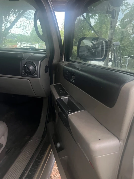 2004 Hummer Hummer H2 - Image 7 of 12