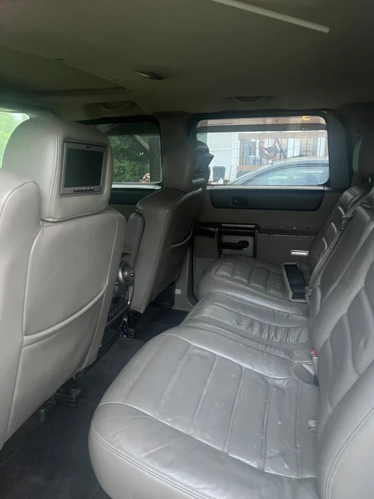 2004 Hummer Hummer H2 - Image 8 of 12