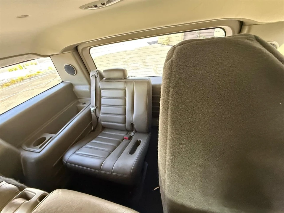 2004 Hummer Hummer H2 - Image 16 of 28