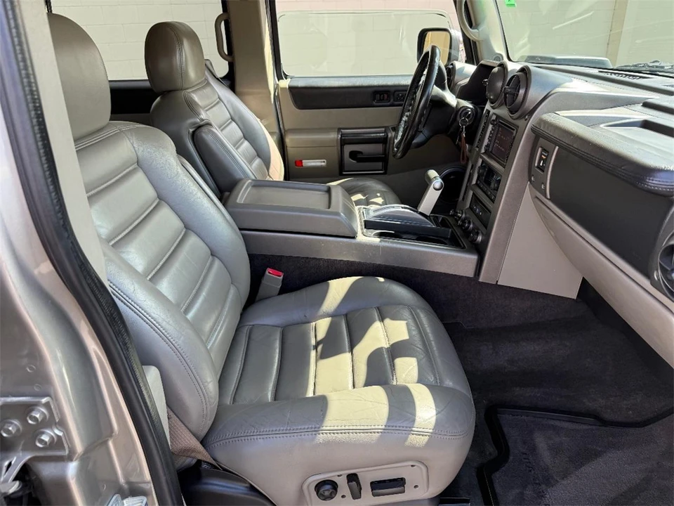 2004 Hummer Hummer H2 - Image 19 of 28