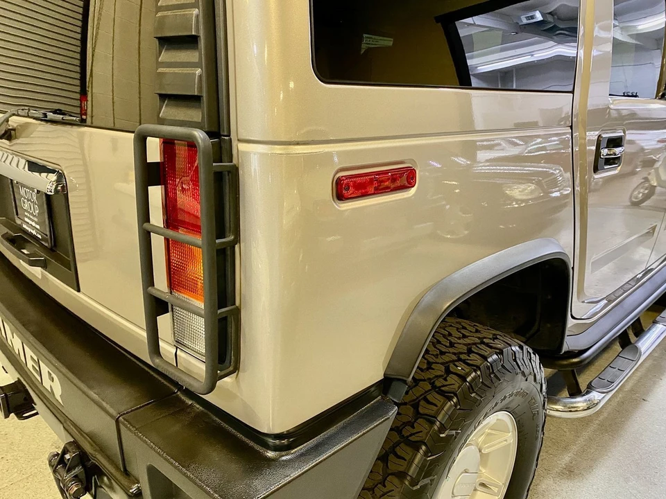 2004 Hummer Hummer H2 - Image 14 of 31