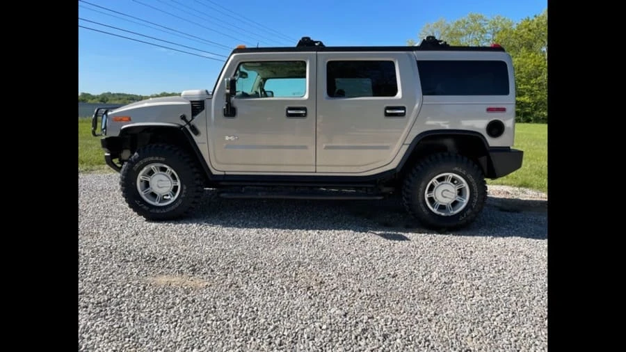 2004 Hummer Hummer H2 - Image 2 of 11