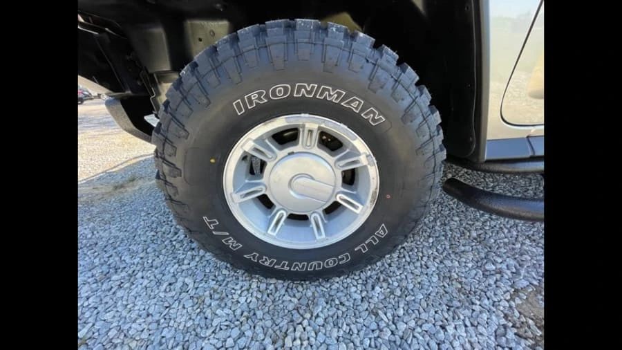 2004 Hummer Hummer H2 - Image 9 of 11
