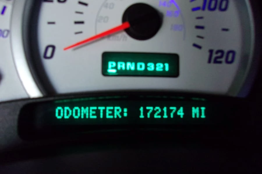 2004 Hummer Hummer H2 - Image 11 of 22