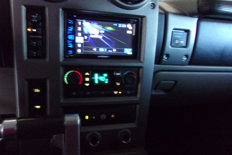 2004 Hummer Hummer H2 - Image 14 of 22