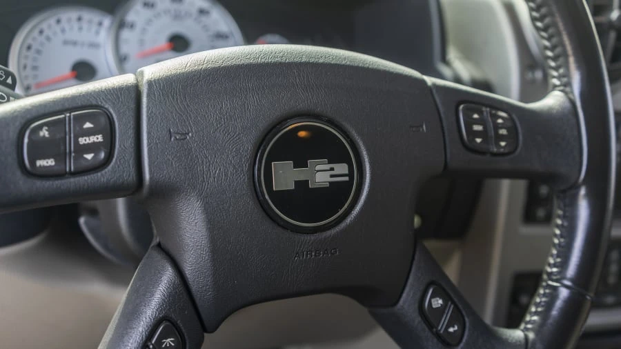 2004 Hummer Hummer H2 - Image 24 of 29