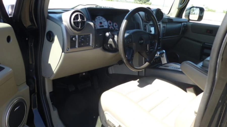 2004 Hummer Hummer H2 - Image 5 of 8