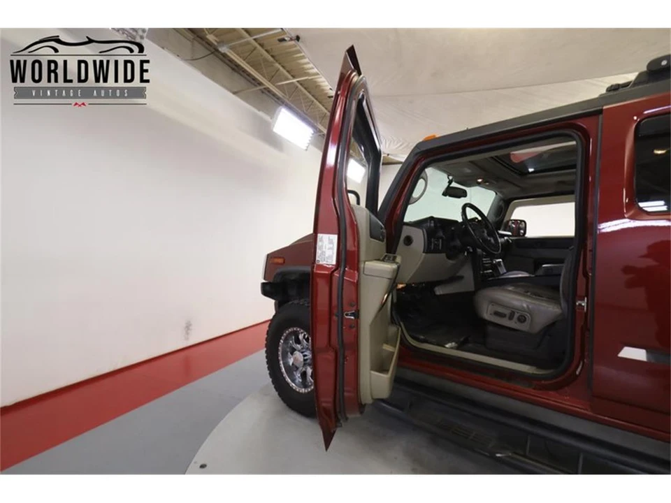 2004 Hummer Hummer H2 - Image 25 of 31