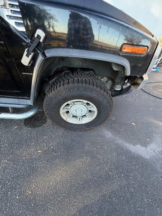 2004 Hummer Hummer H2 - Image 19 of 21
