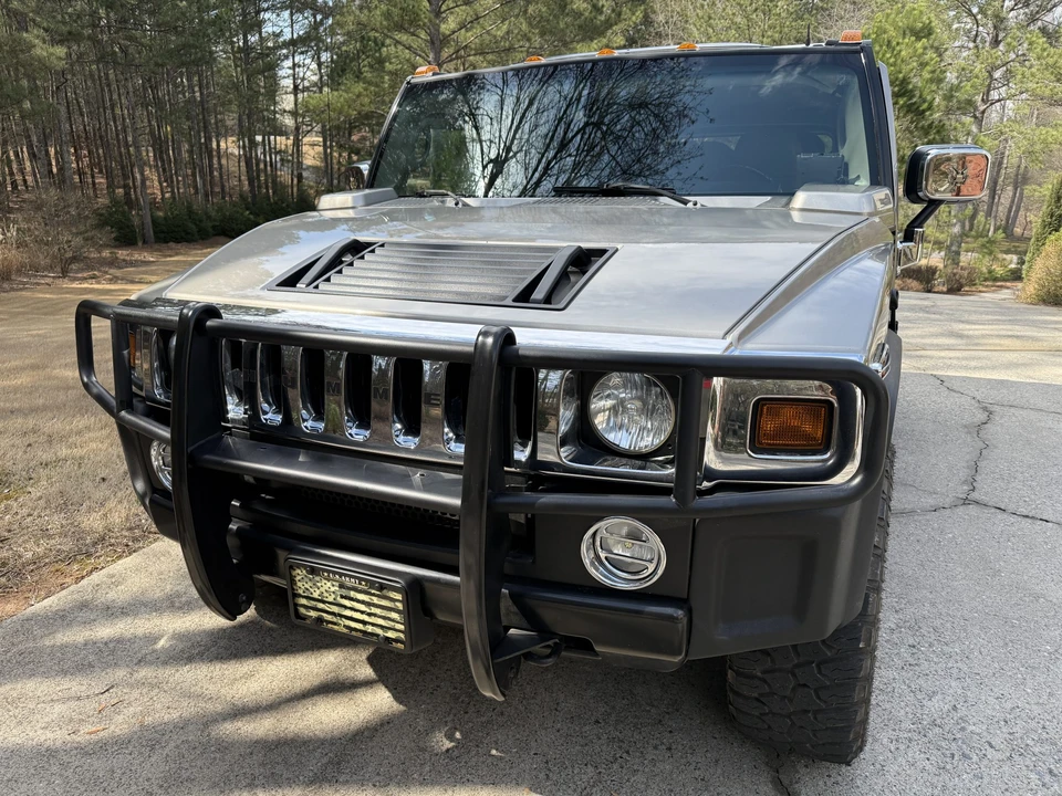 2004 Hummer Hummer H2 - Image 2 of 31
