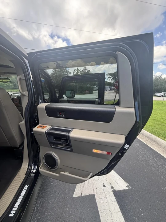 2004 Hummer Hummer H2 - Image 18 of 21