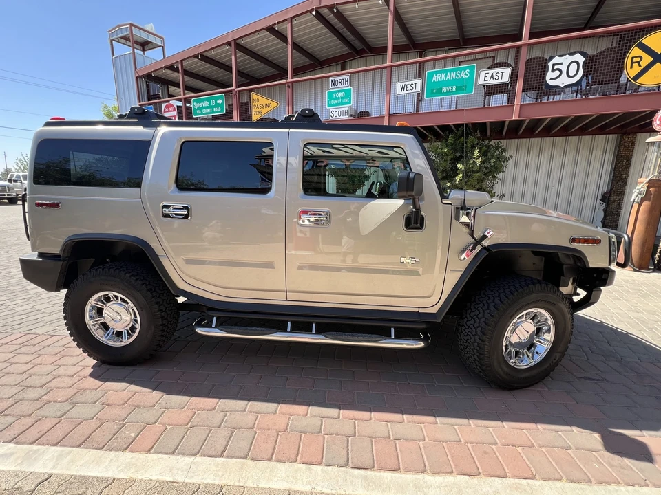 2004 Hummer Hummer H2 - Image 4 of 31