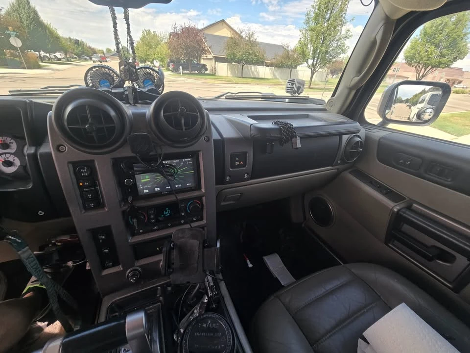 2004 Hummer Hummer H2 - Image 9 of 16