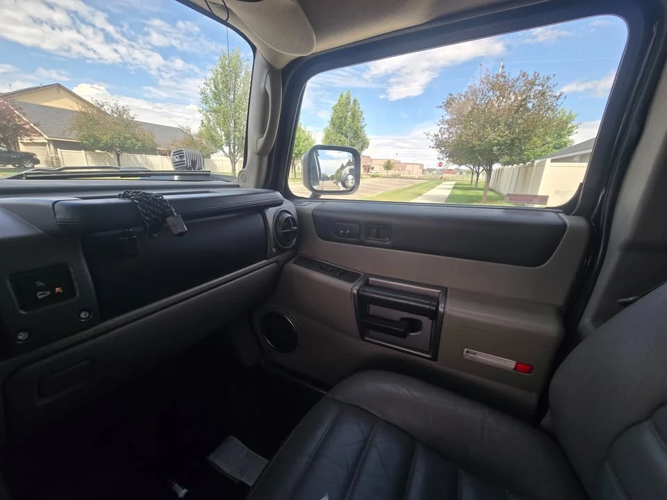 2004 Hummer Hummer H2 - Image 11 of 16