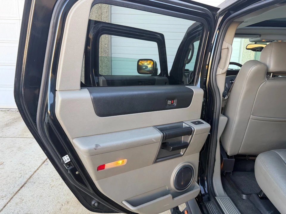 2004 Hummer Hummer H2 - Image 11 of 12