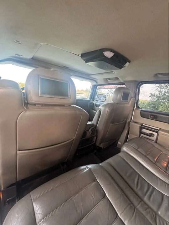 2004 Hummer Hummer H2 - Image 7 of 12