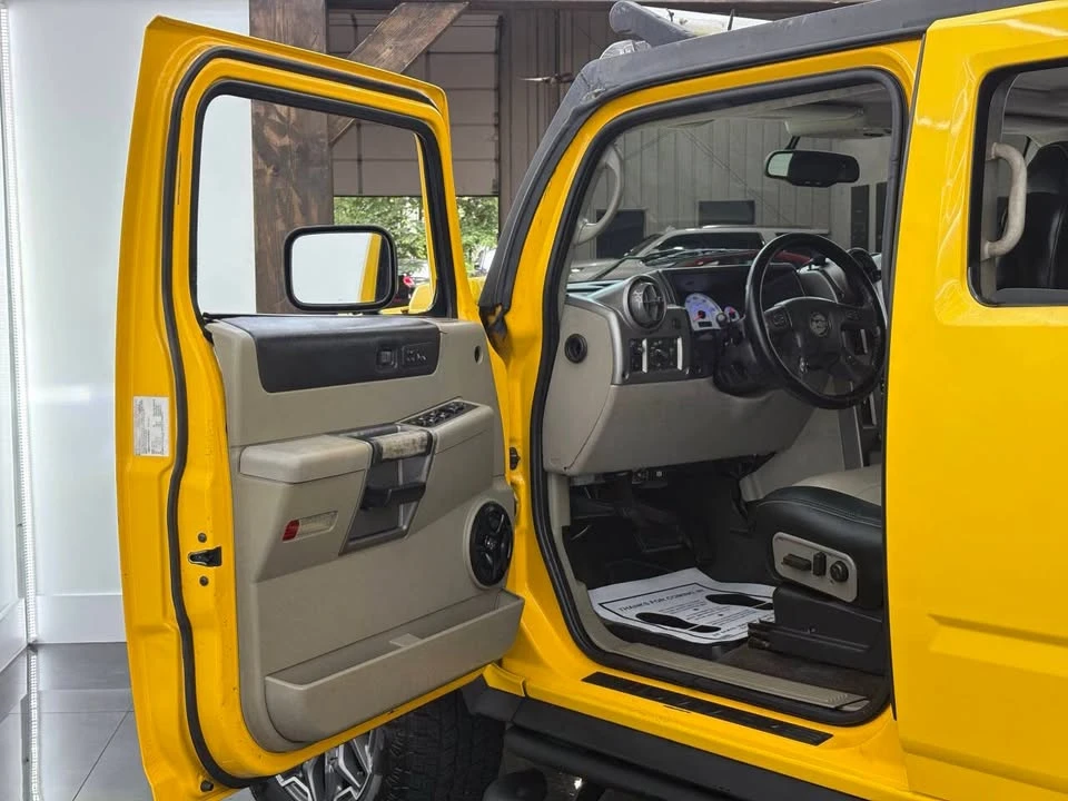 2004 Hummer Hummer H2 - Image 17 of 20
