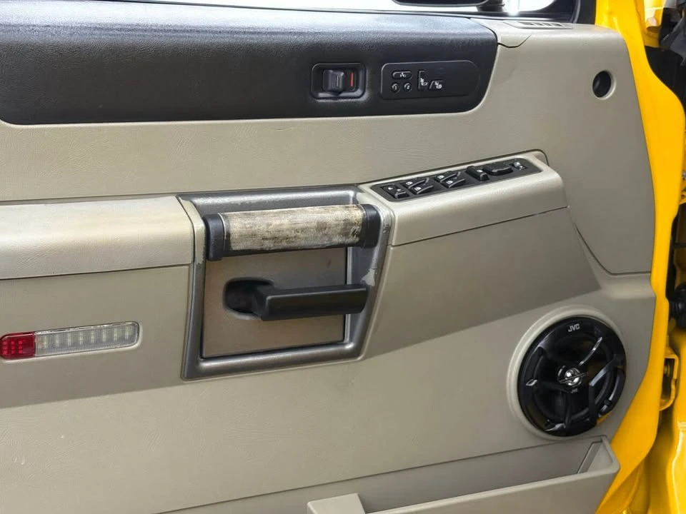 2004 Hummer Hummer H2 - Image 19 of 20