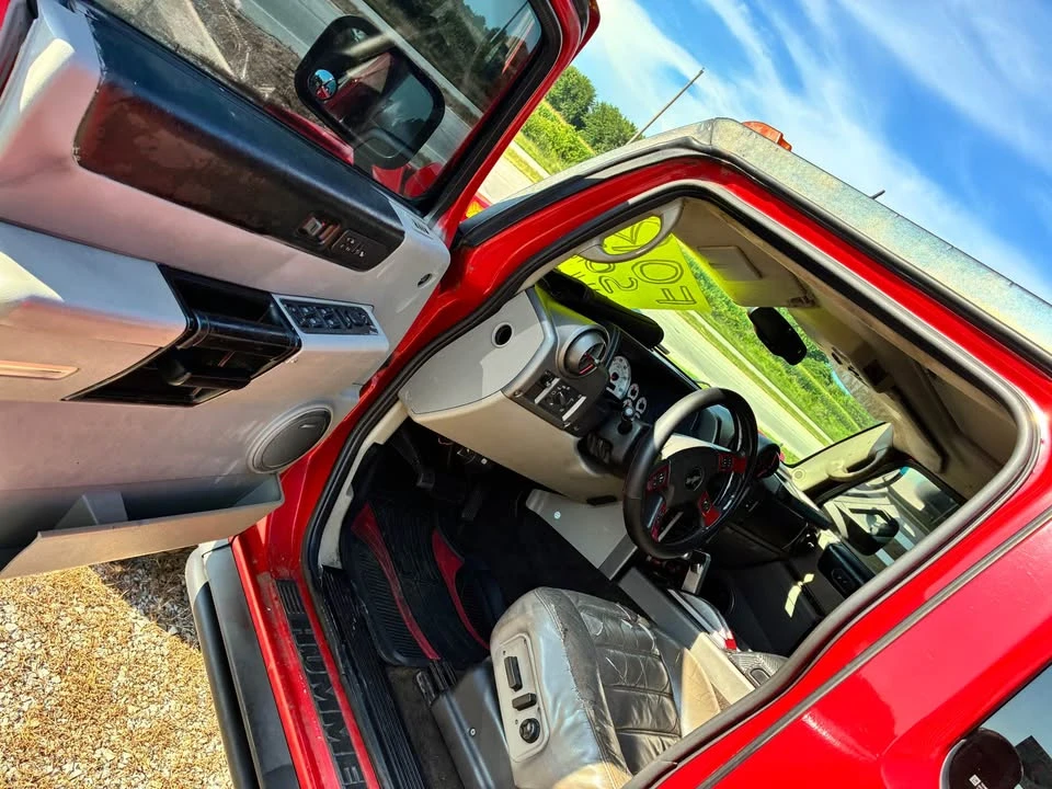 2004 Hummer Hummer H2 - Image 9 of 14