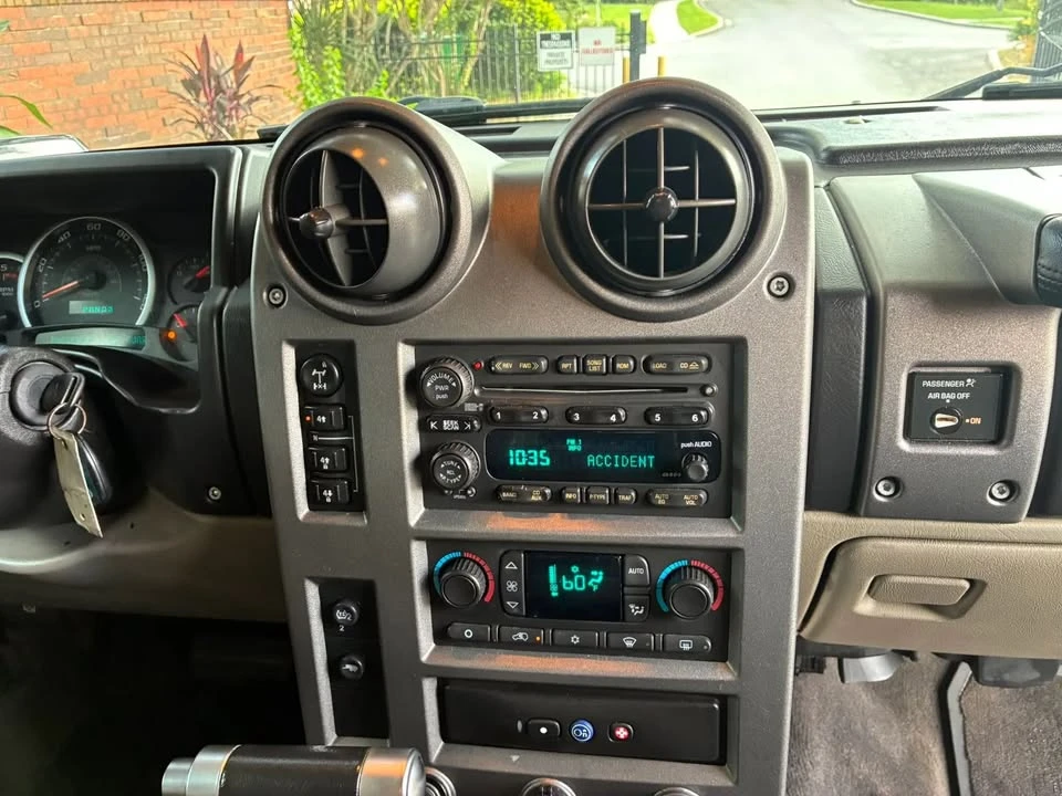 2004 Hummer Hummer H2 - Image 14 of 16