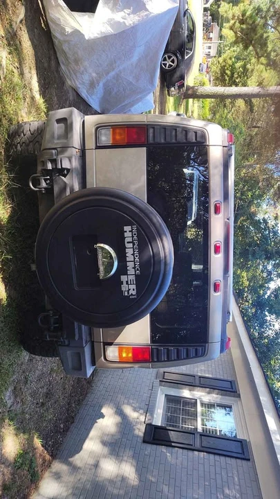 2004 Hummer Hummer H2 - Image 3 of 5
