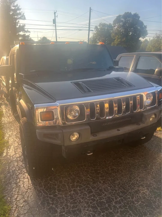 2004 Hummer Hummer H2 - Image 2 of 9