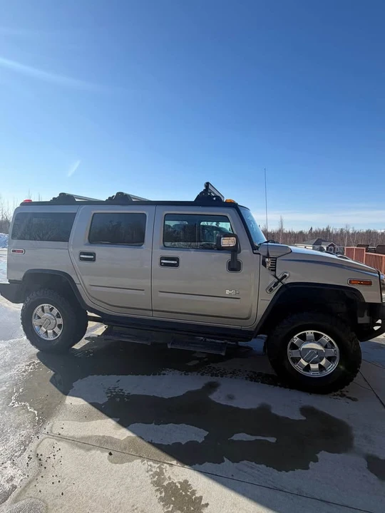 2004 Hummer Hummer H2 - Image 4 of 10