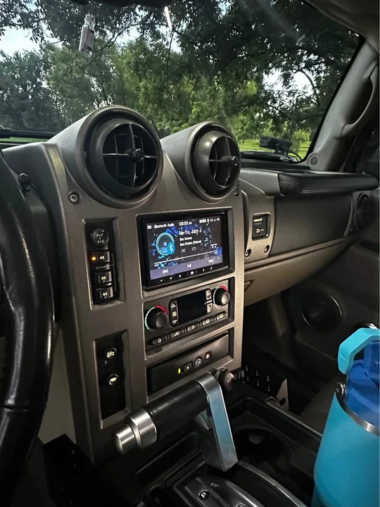2004 Hummer Hummer H2 - Image 11 of 20