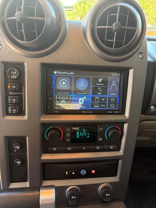 2004 Hummer Hummer H2 - Image 9 of 10
