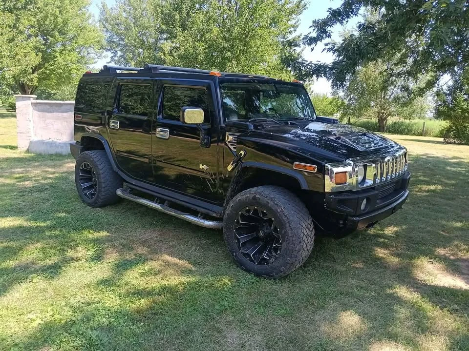 2004 Hummer Hummer H2 - Image 2 of 9