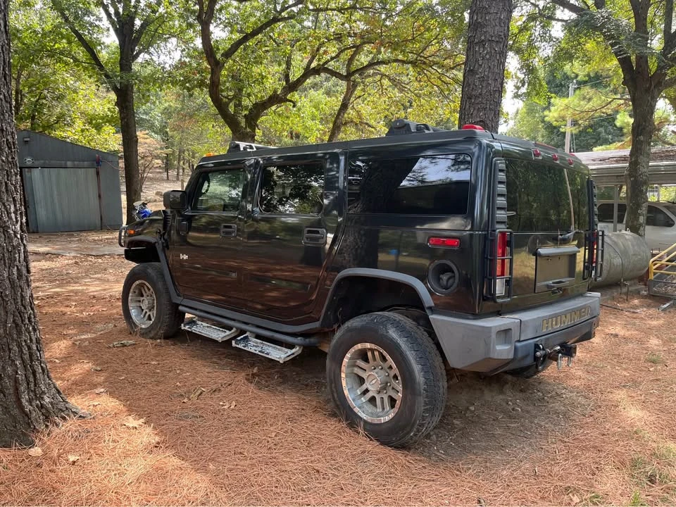 2004 Hummer Hummer H2 - Image 2 of 10