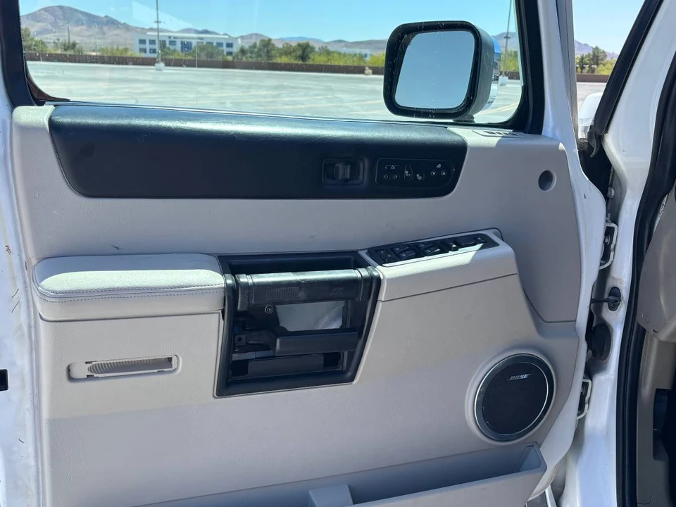 2004 Hummer Hummer H2 - Image 12 of 19
