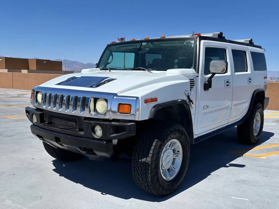 2004 Hummer Hummer H2 - Image 2 of 18