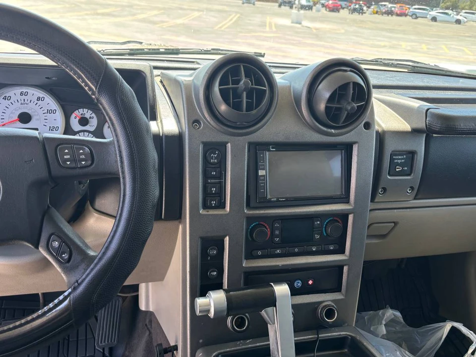 2004 Hummer Hummer H2 - Image 18 of 18