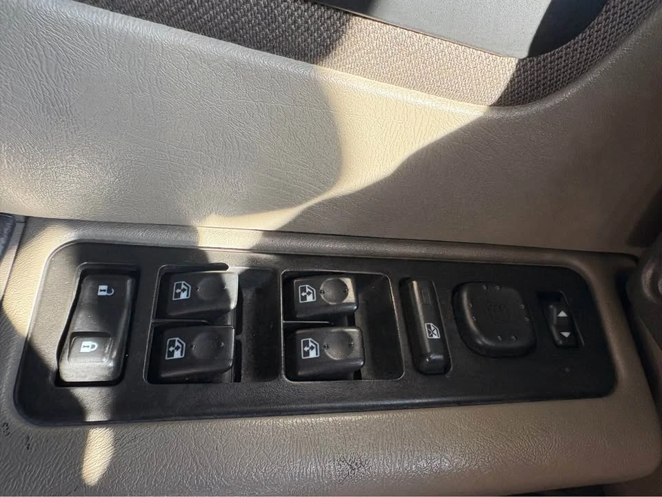 2004 Hummer Hummer H2 - Image 10 of 14