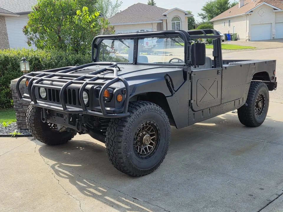 2004 Hummer HMMWV - Image 2 of 10