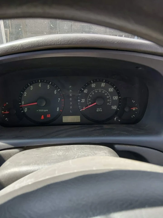 2004 Hyundai Elantra - Image 6 of 9