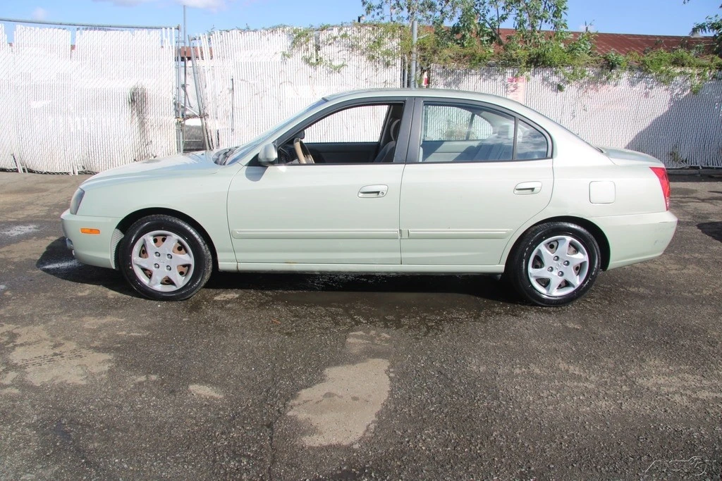 2004 Hyundai Elantra - Image 3 of 21