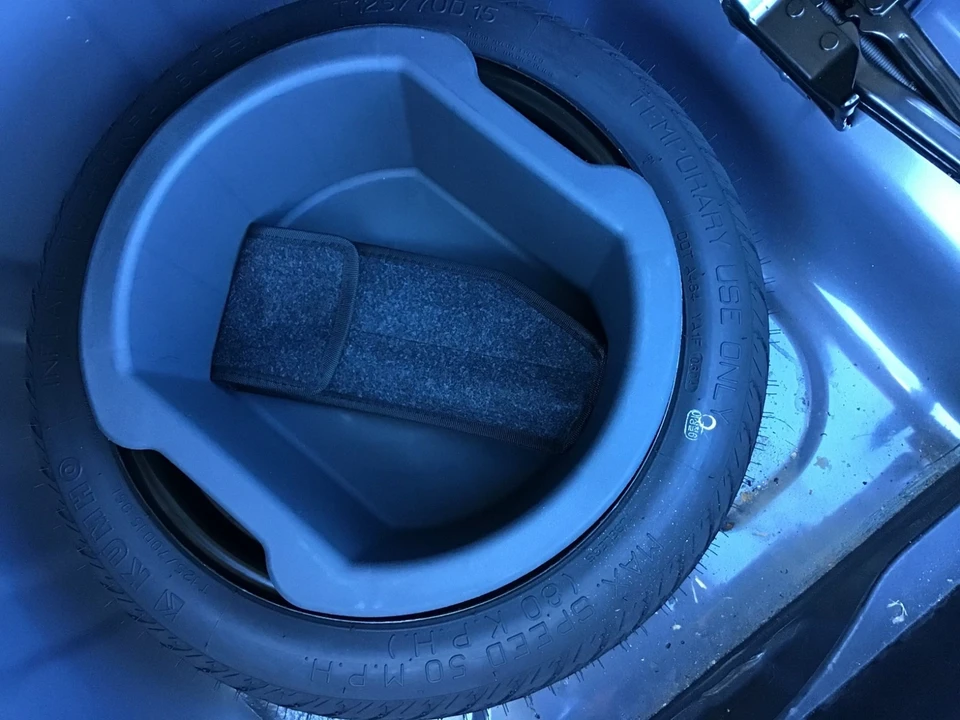 2004 Hyundai Sonata - Image 18 of 19