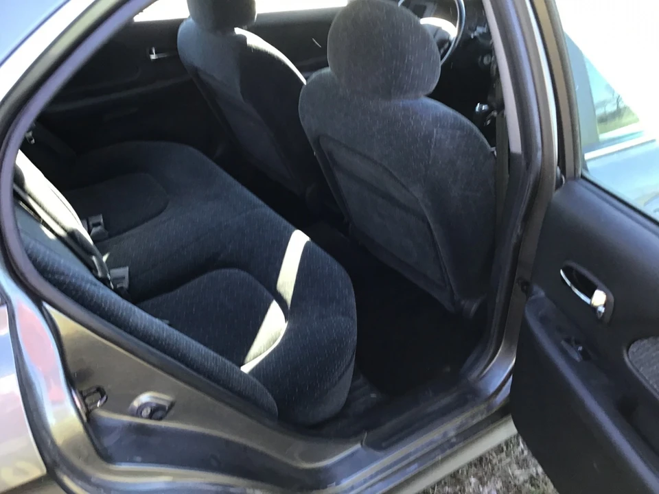 2004 Hyundai Sonata - Image 9 of 19