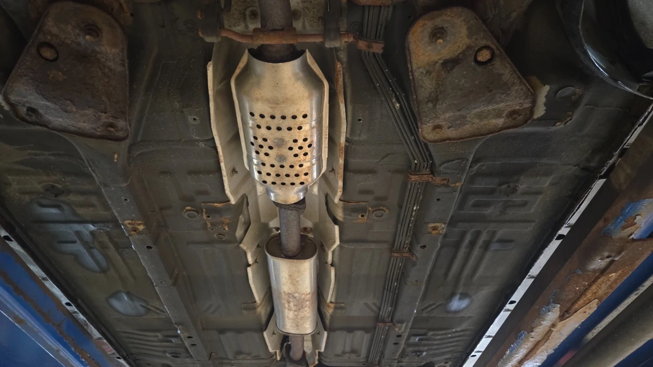 2004 Hyundai Sonata - Image 14 of 19