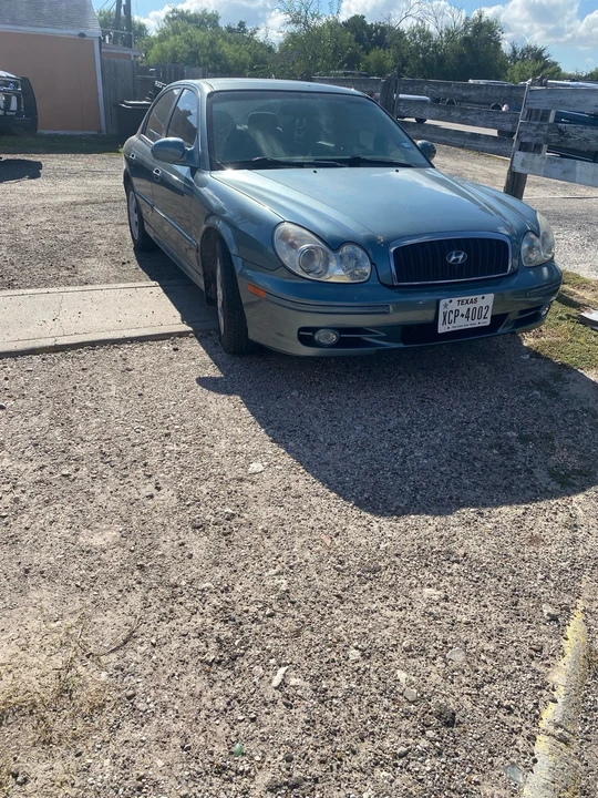 2004 Hyundai Sonata - Image 5 of 8