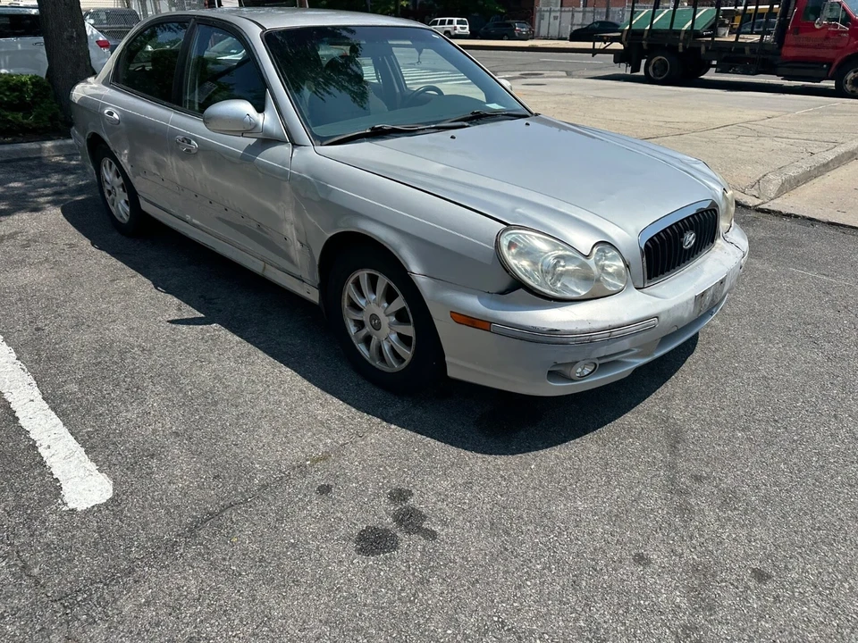 2004 Hyundai Sonata - Image 6 of 20