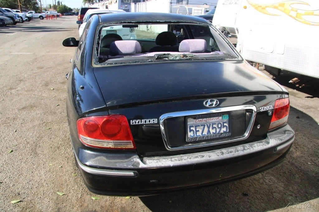 2004 Hyundai Sonata - Image 5 of 21