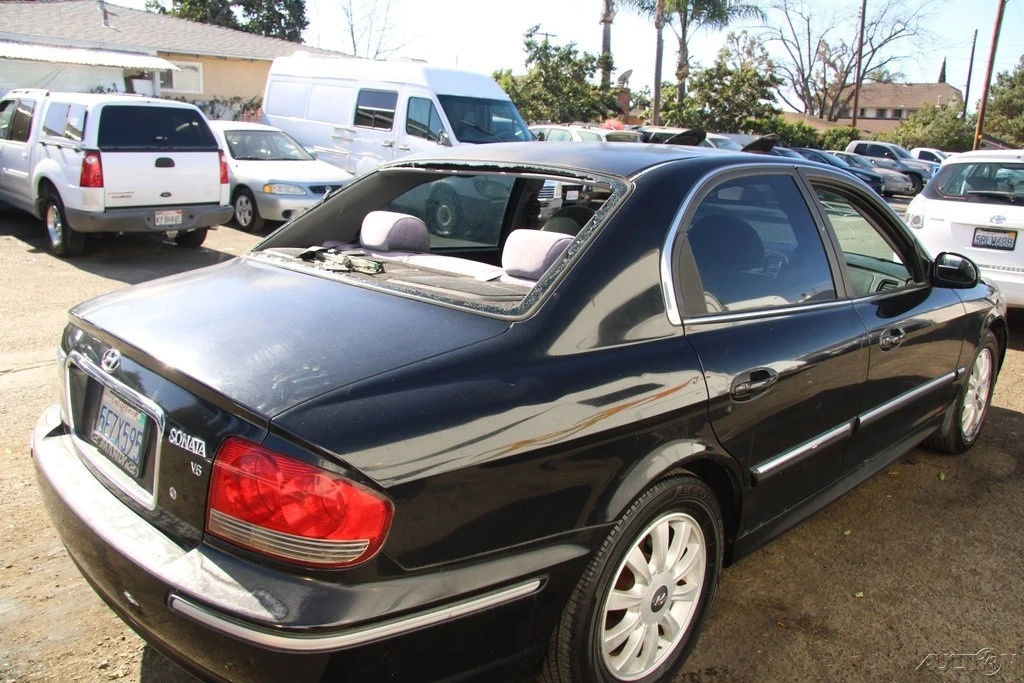 2004 Hyundai Sonata - Image 6 of 21