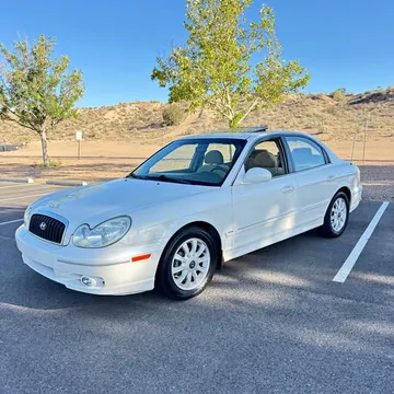 2004 Hyundai Sonata Sedan 4D