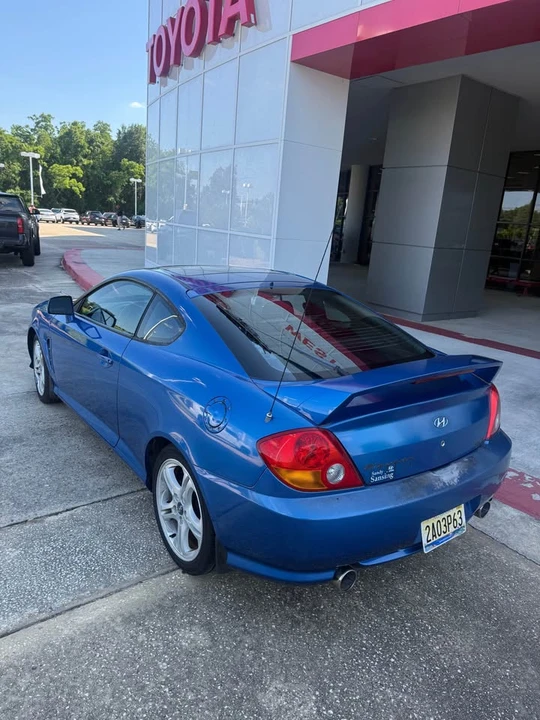 2004 Hyundai Tiburon - Image 5 of 6