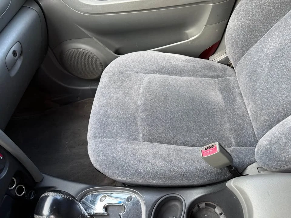2004 Hyundai Santa Fe - Image 6 of 11