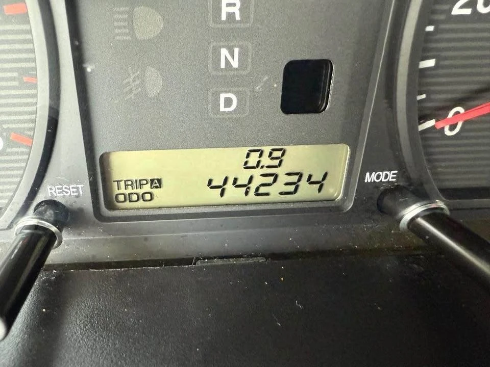 2004 Hyundai Sonata - Image 9 of 11